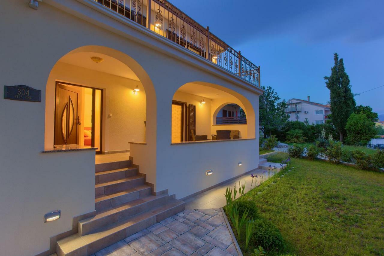 Villa Toic By The Seaside With Beautiful Seaview Čižići Exterior foto