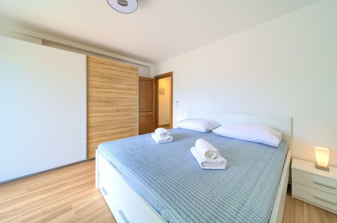 Villa Toic By The Seaside With Beautiful Seaview Čižići Exterior foto