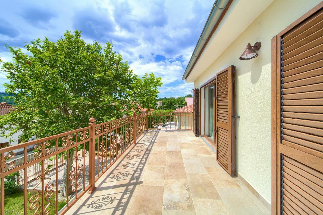 Villa Toic By The Seaside With Beautiful Seaview Čižići Exterior foto